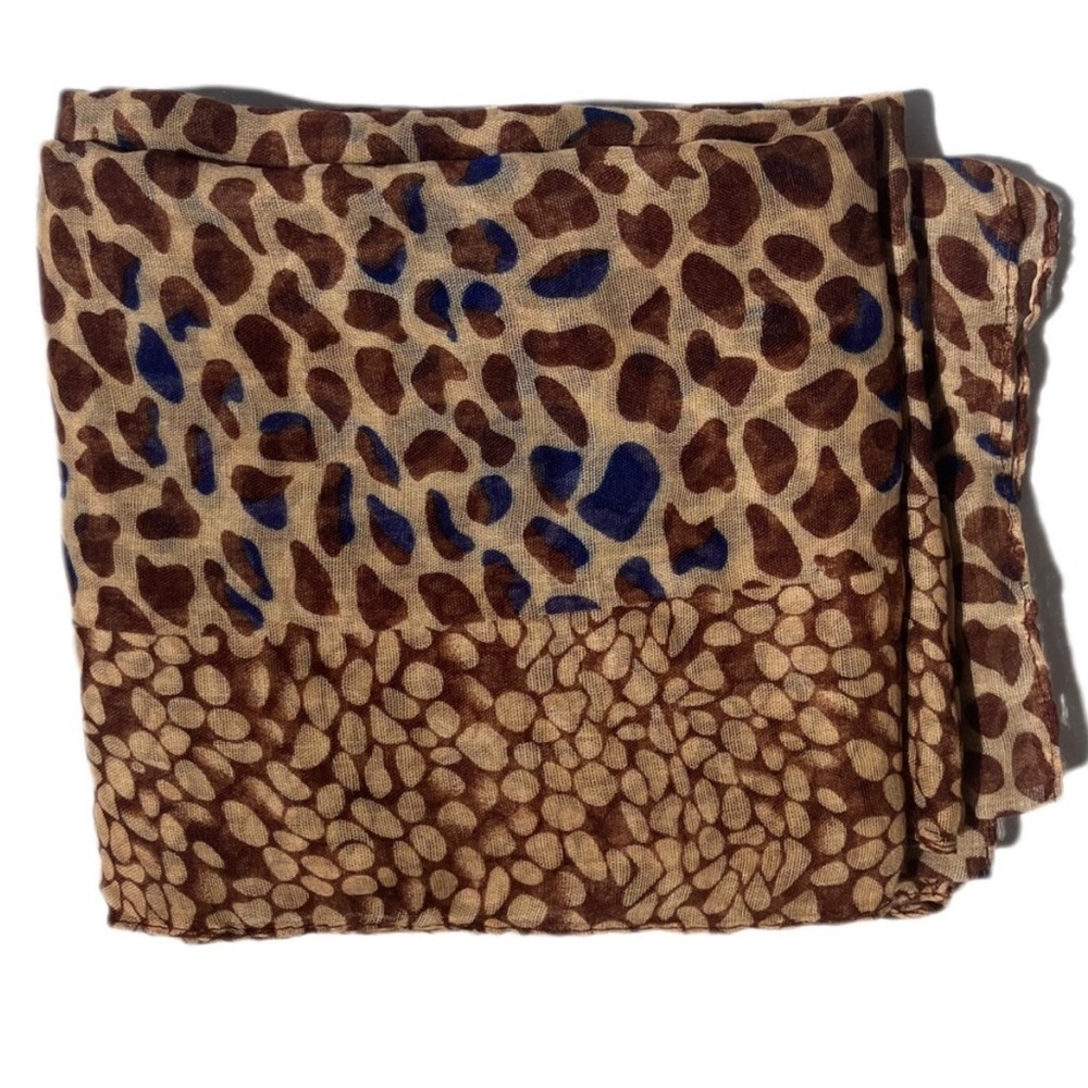 Lightweight scarf rare vintage OS brown and blue cheetah print scrunched scarf